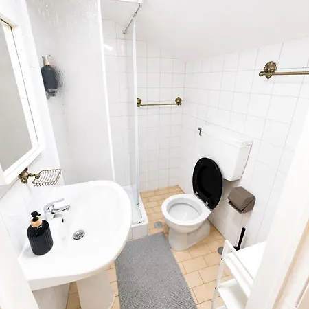 & Historical Flat In Bairro Alto